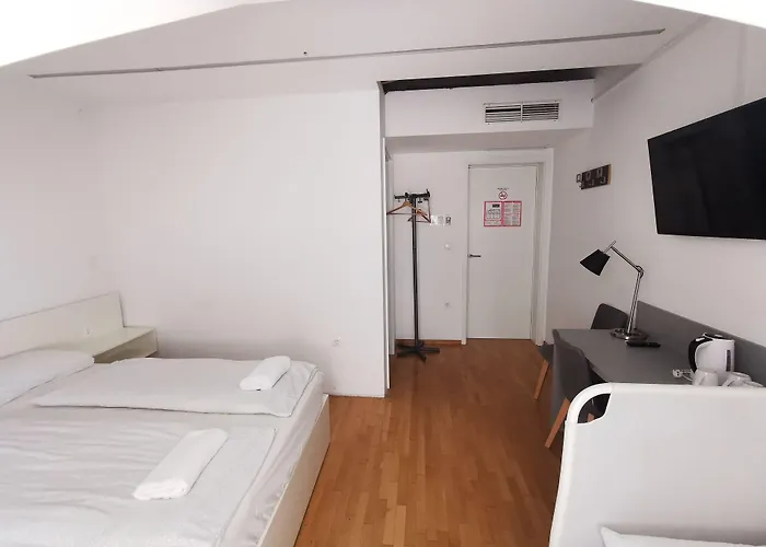 Sincere 1830 Lublaň