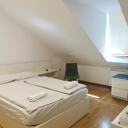 Guest house Sincere 1830 2*