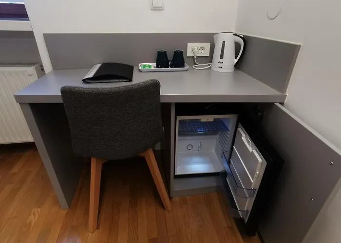 Sincere 1830 Гостевой дом Любляна