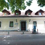 Sincere 1830 Penzion Lublaň
