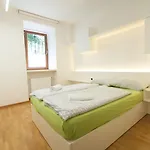 Sincere 1830 Lublaň