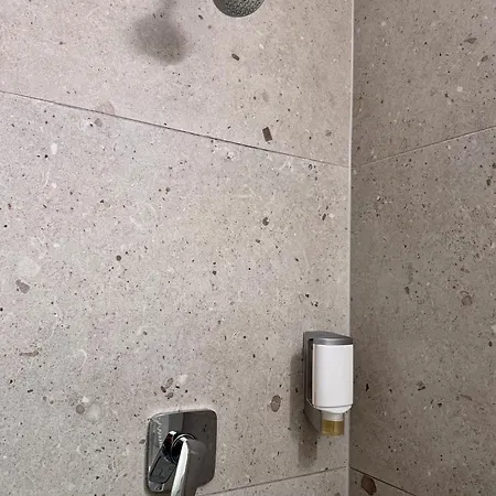 Πανσιόν Sincere 1830