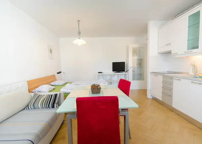 Sincere 1830 Πανσιόν 2*