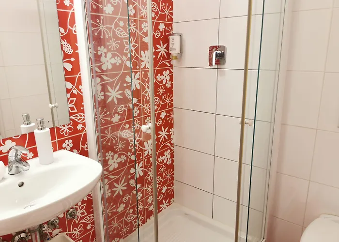 Sincere 1830 Πανσιόν